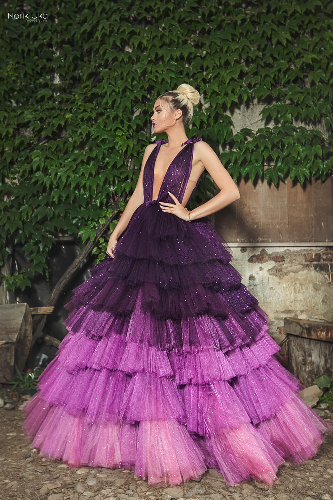 purple gradient dress Elegant Purple Gradient-Color White Evening Dresses 2018 A-Line / Princess Scoop Neck Cap Sleeves Metal Sash Floor-Length / Long Ruffle Backless Formal Dresses